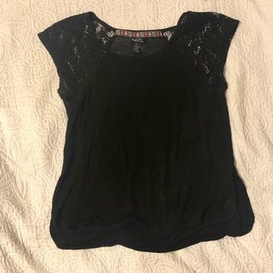 Rue21 black top